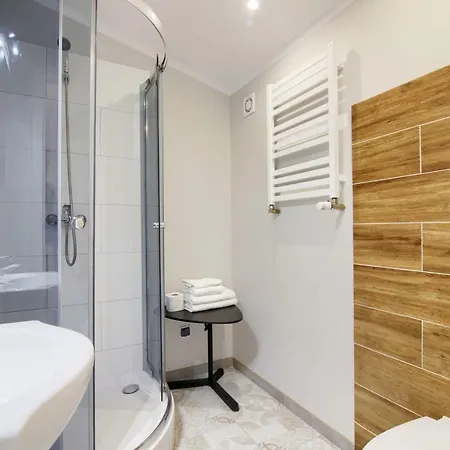 In - Plater Aparthotel